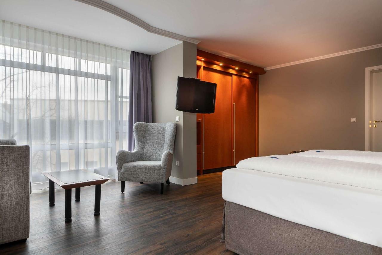 Best Western Hotel Goldenes Rad FDH Extérieur photo