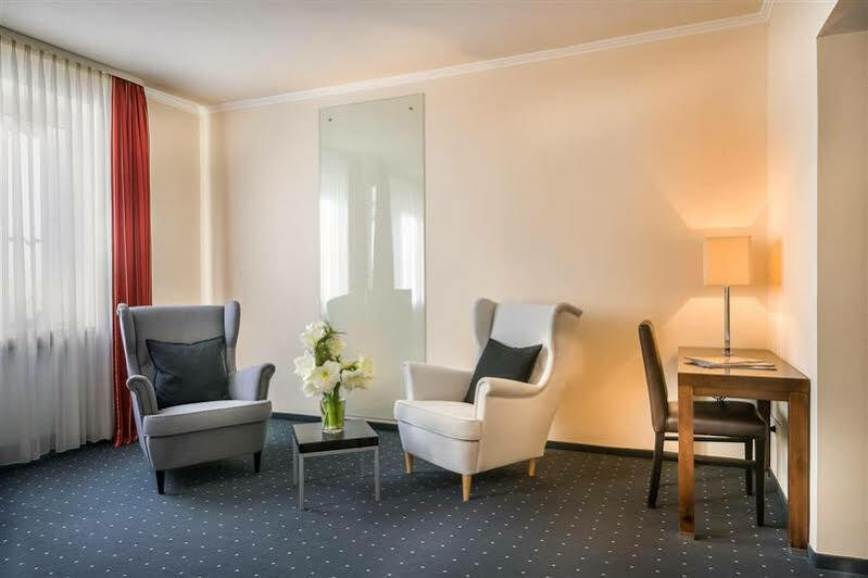 Best Western Hotel Goldenes Rad FDH Extérieur photo